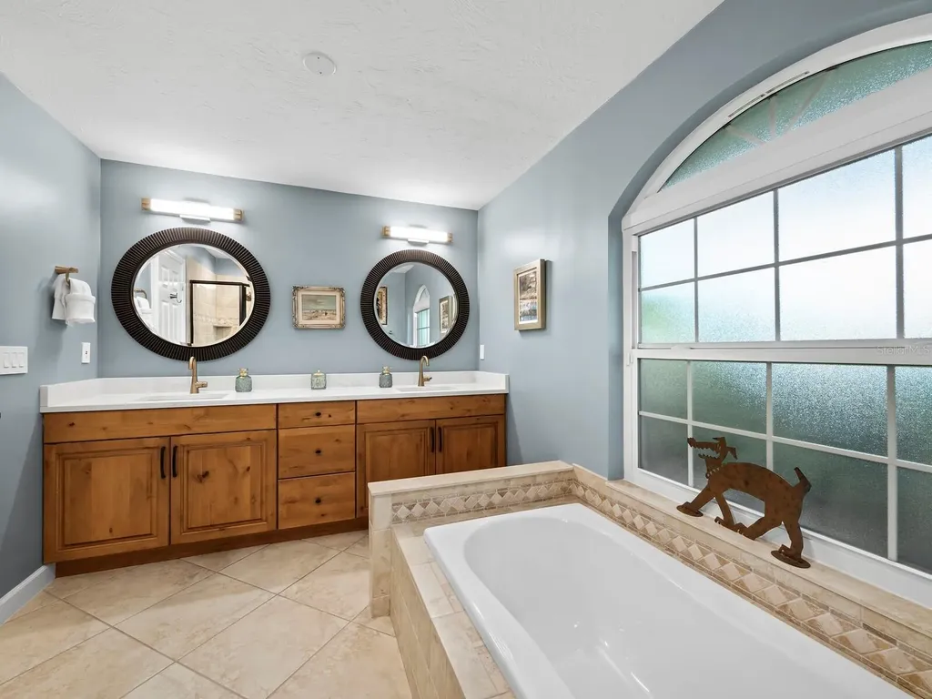 8314 Cypress Hollow Drive Sarasota FL 34238