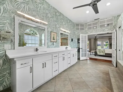 8314 Cypress Hollow Drive Sarasota FL 34238