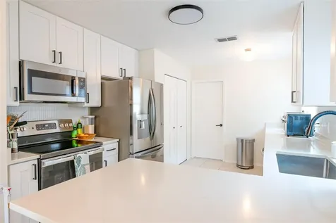 6805 S Gabrielle Street Tampa FL 33611