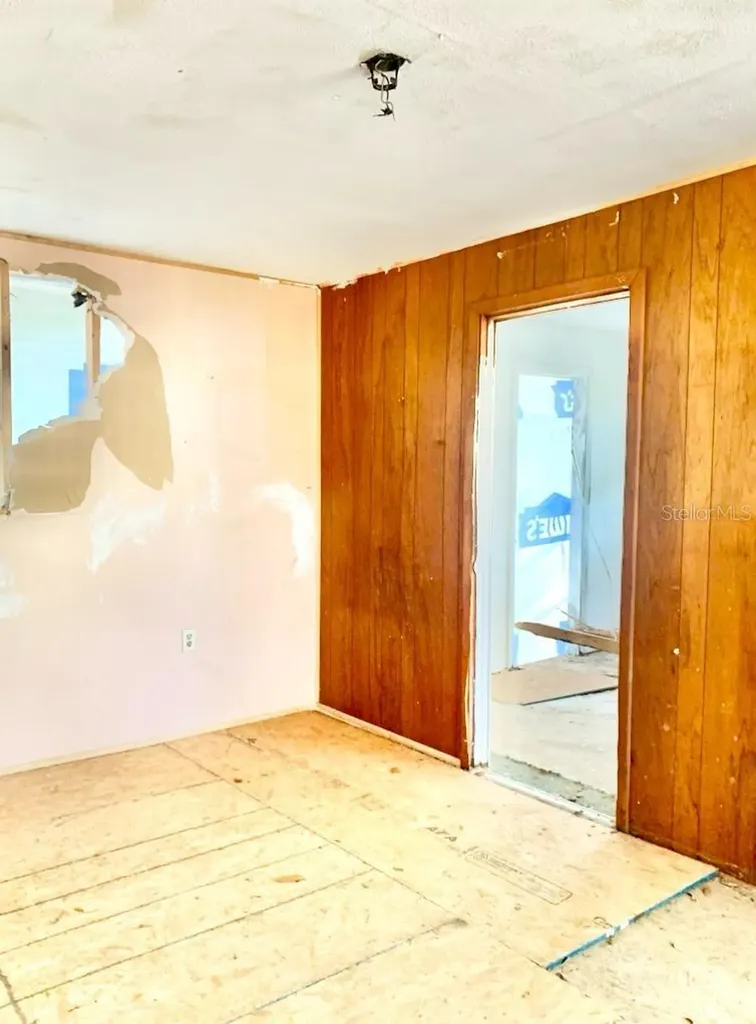 17273 NE 37th Street Silver Springs FL 34488