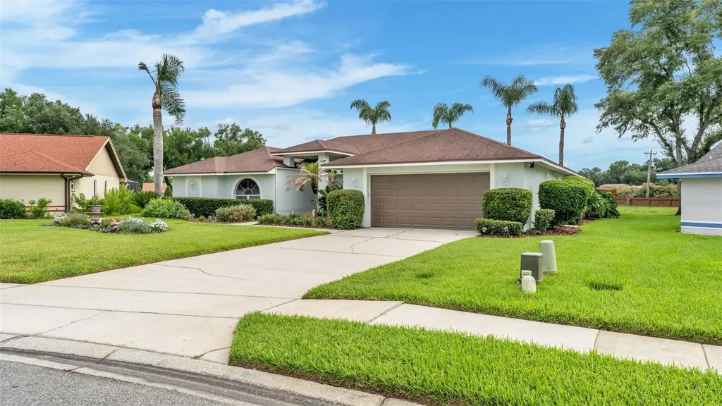 781 Powder Horn Row Lakeland FL 33809