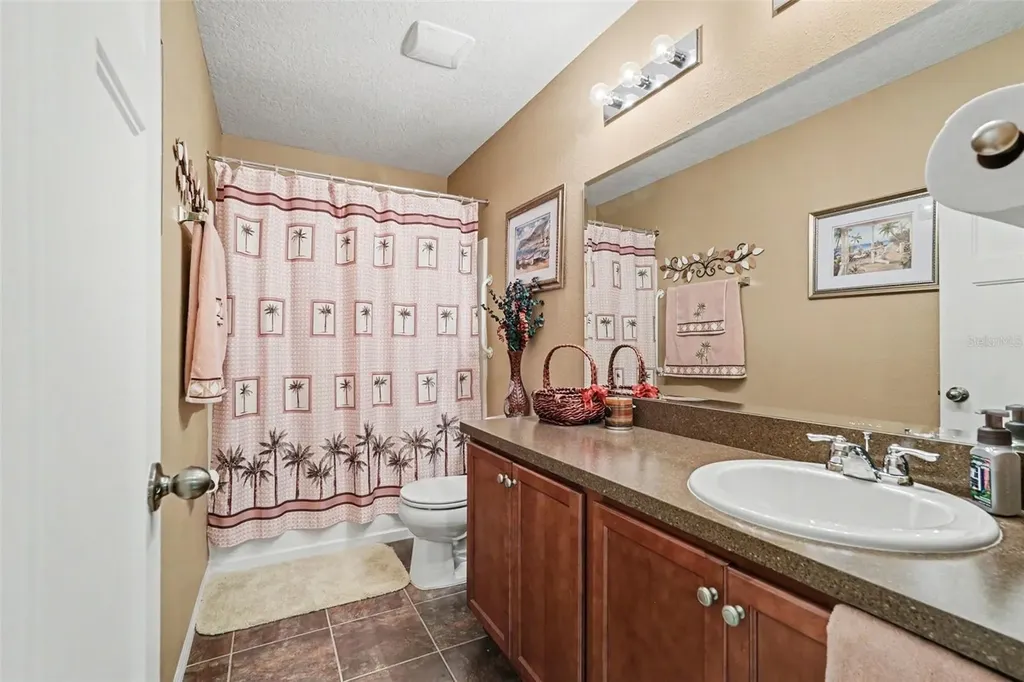 7620 Tangle Rush Drive Gibsonton FL 33534