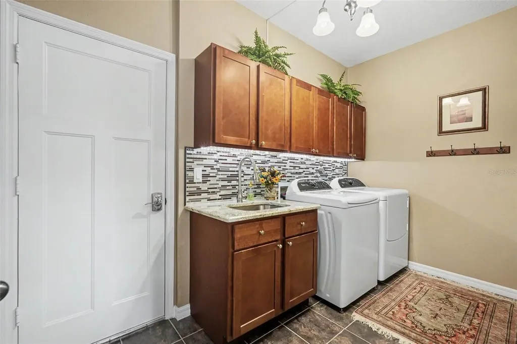 7620 Tangle Rush Drive Gibsonton FL 33534