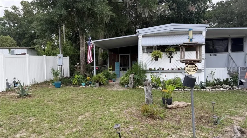 5282 W Blade Lane Dunnellon FL 34433