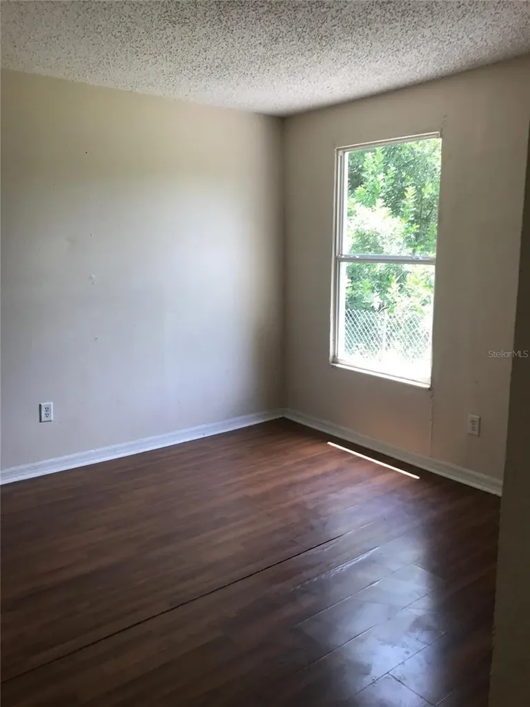 622 Avenue S NE Winter Haven FL 33881