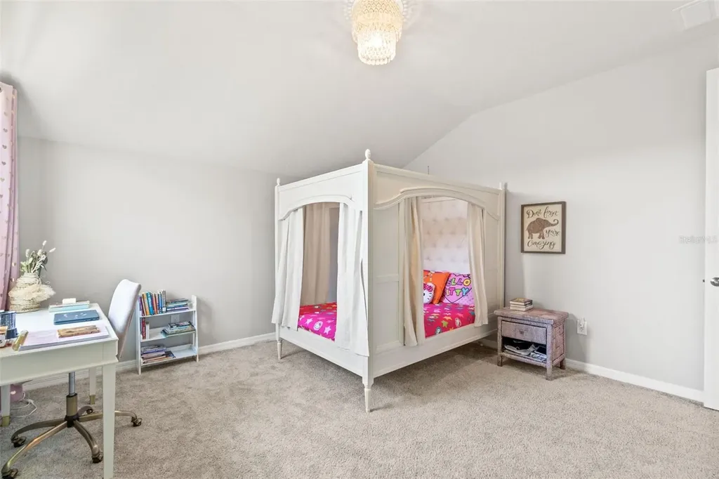19284 Briarbrook Drive Tampa FL 33647