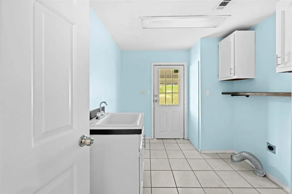 33320 Larkin Road Dade City FL 33523
