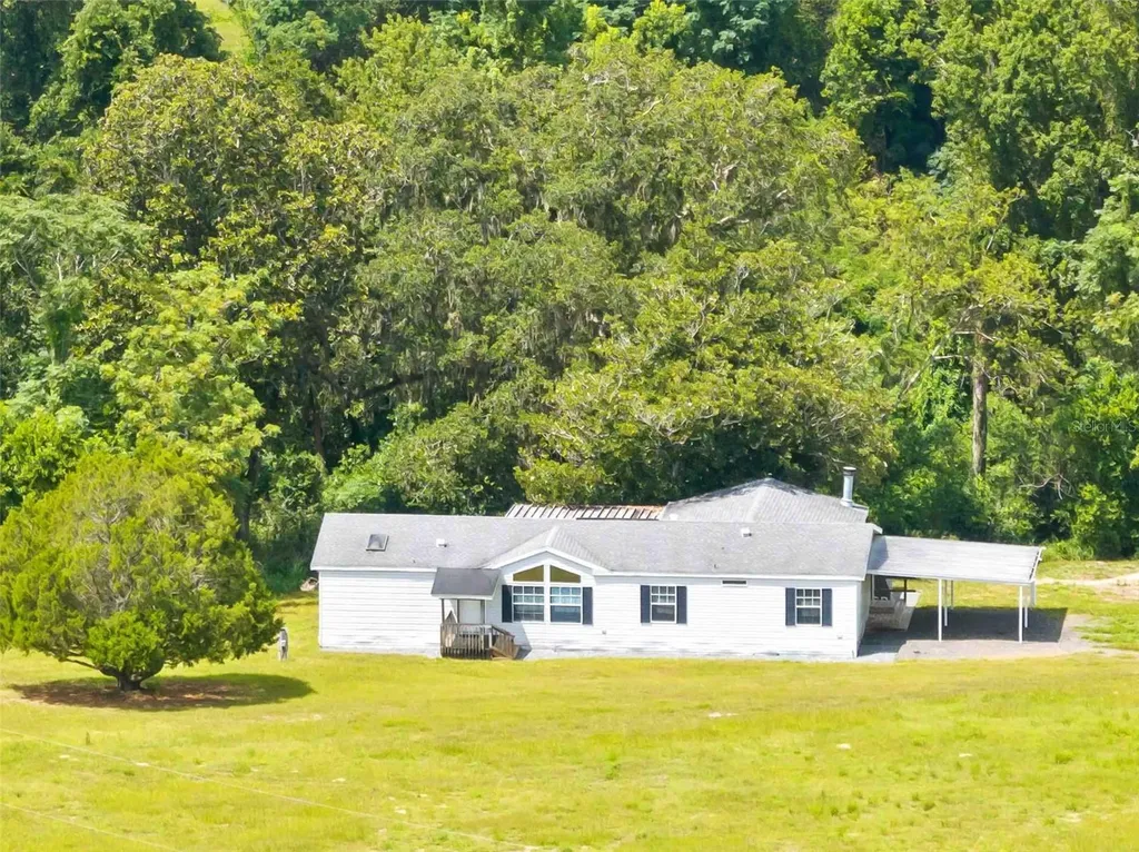 33320 Larkin Road Dade City FL 33523