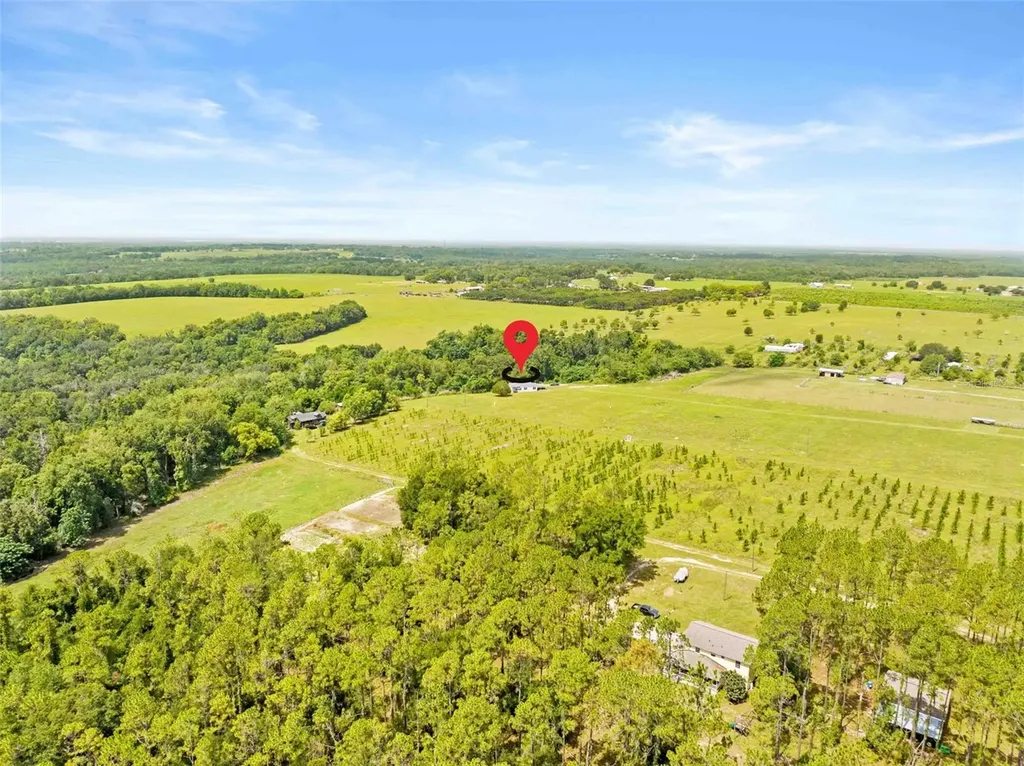 33320 Larkin Road Dade City FL 33523