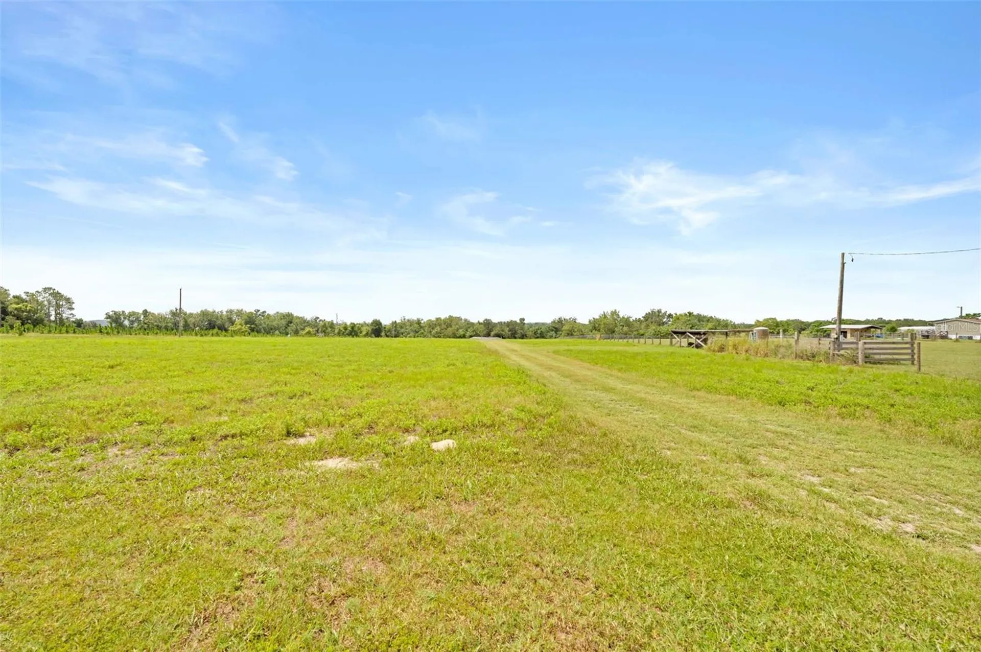 33320 Larkin Road Dade City FL 33523