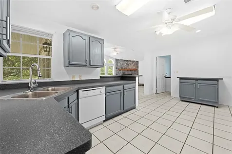 33320 Larkin Road Dade City FL 33523