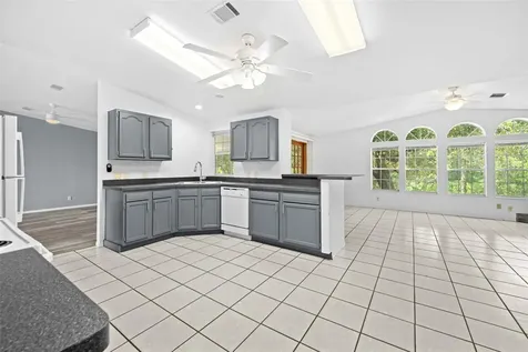 33320 Larkin Road Dade City FL 33523