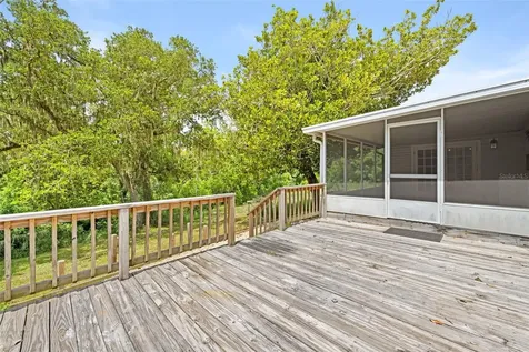 33320 Larkin Road Dade City FL 33523