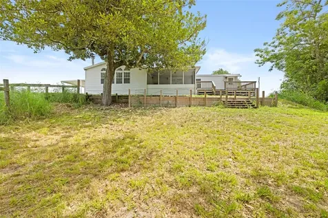 33320 Larkin Road Dade City FL 33523