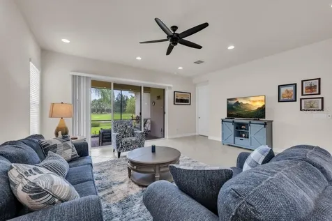 15824 Amber Falls Drive Wimauma FL 33598