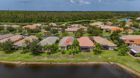 15824 Amber Falls Drive Wimauma FL 33598