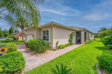 15824 Amber Falls Drive Wimauma FL 33598