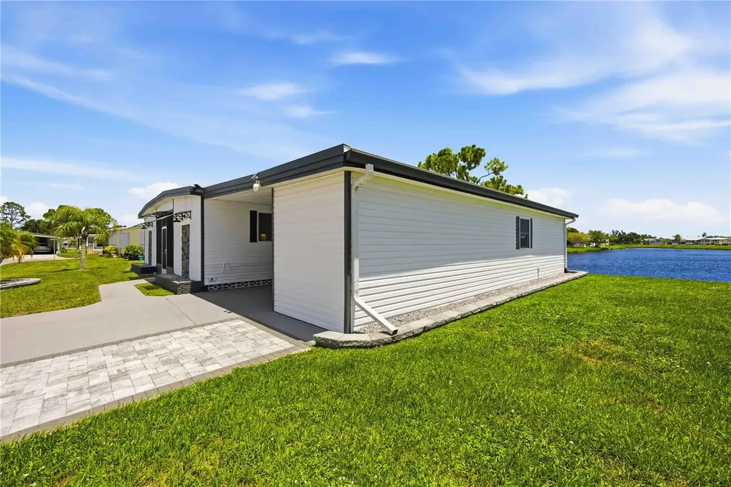 206 Tortola Way North Port FL 34287