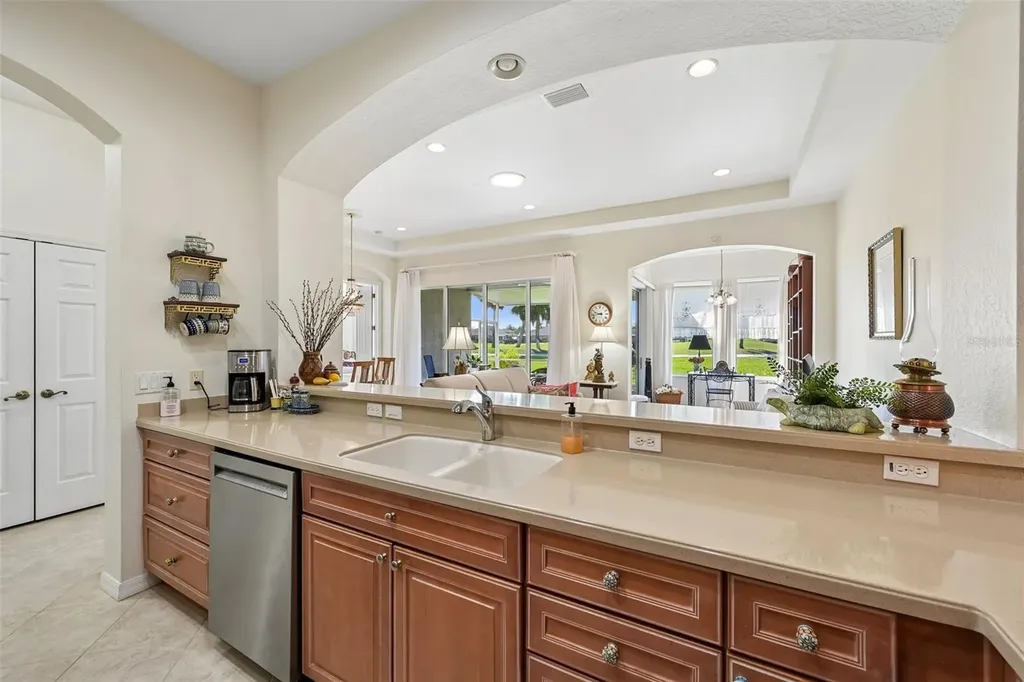 2288 Sifield Greens Way Sun City Center FL 33573