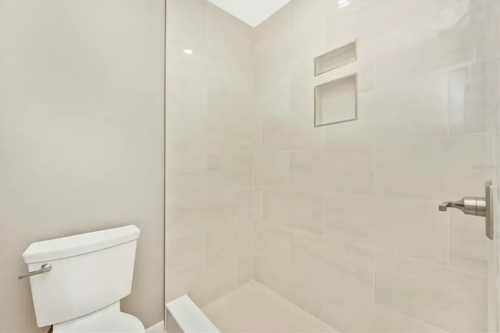 5178 Lake Village Drive Sarasota FL 34235