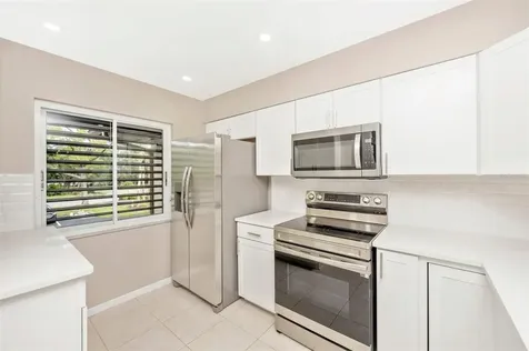 5178 Lake Village Drive Sarasota FL 34235