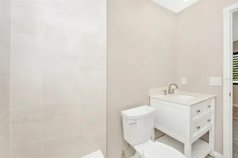 5178 Lake Village Drive Sarasota FL 34235