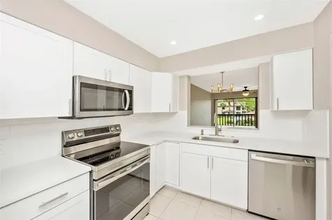 5178 Lake Village Drive Sarasota FL 34235
