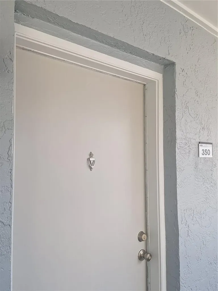 136 Blue Pointe Way Altamonte Springs FL 32701