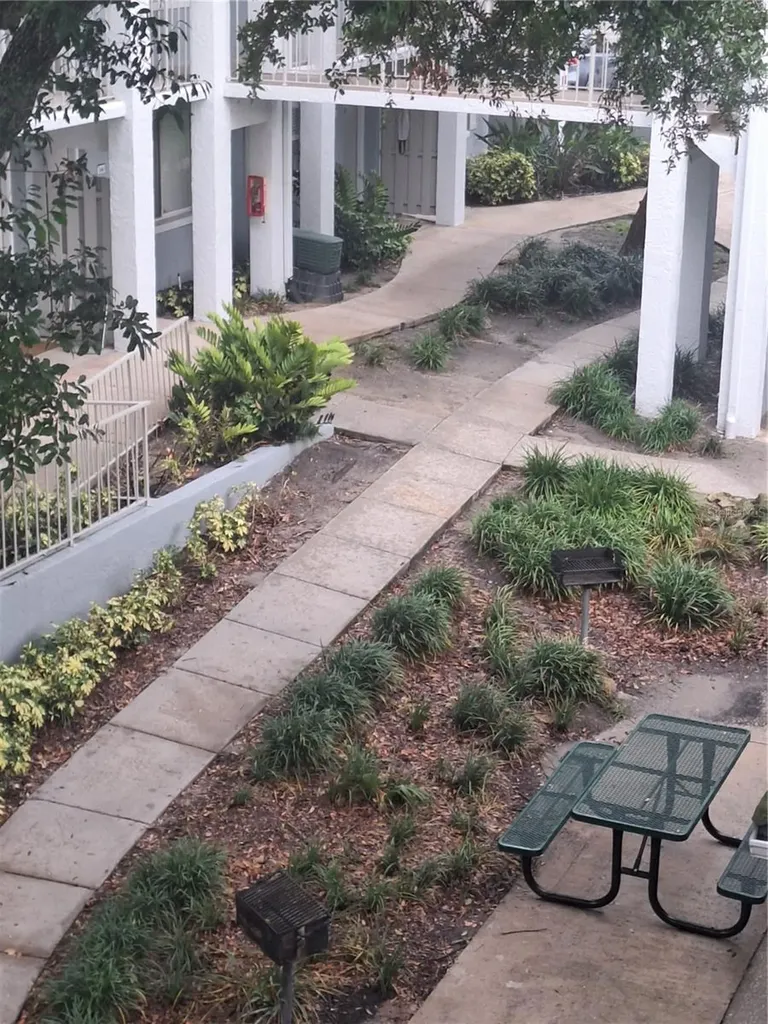 136 Blue Pointe Way Altamonte Springs FL 32701