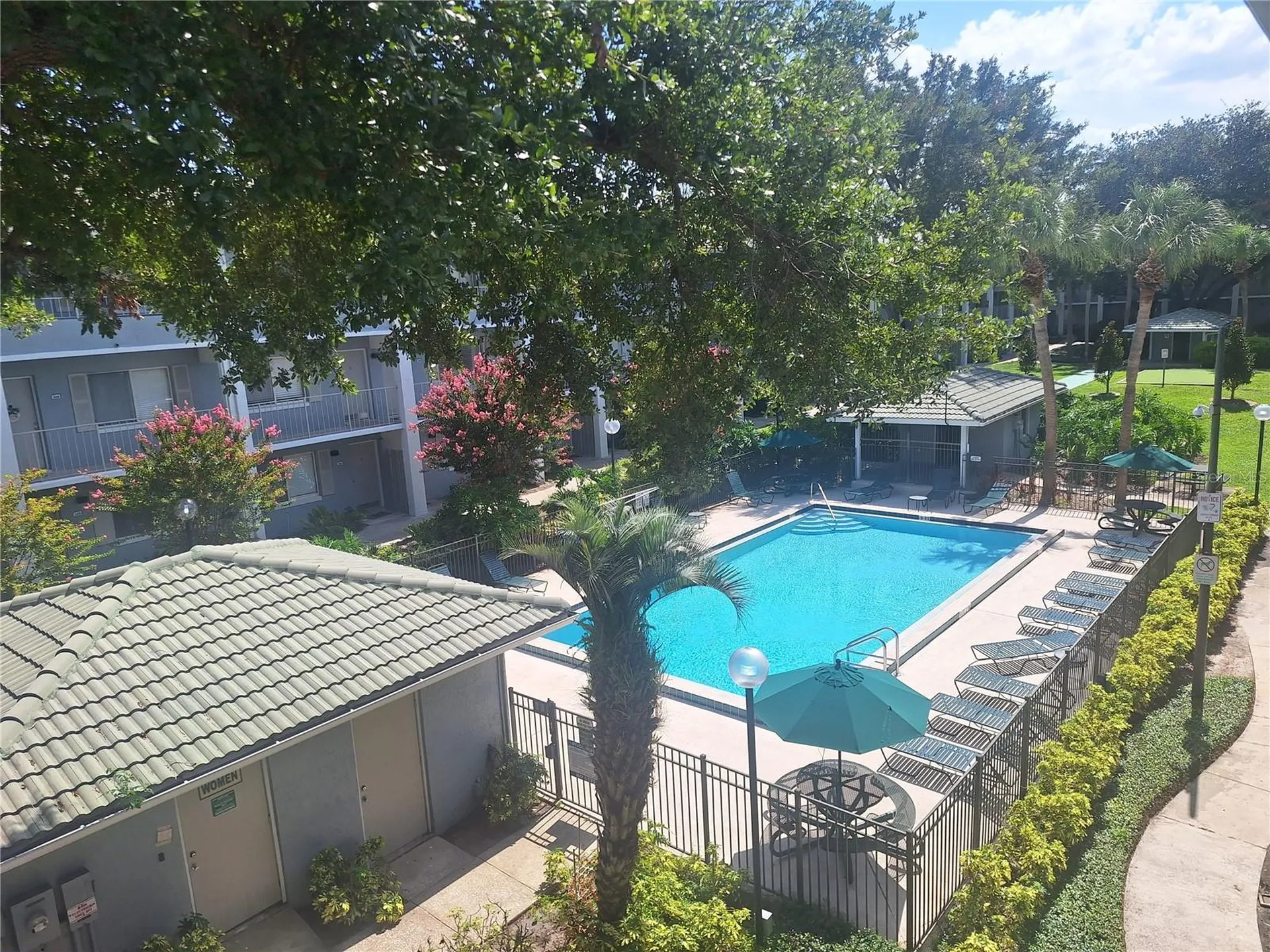 136 Blue Pointe Way Altamonte Springs FL 32701