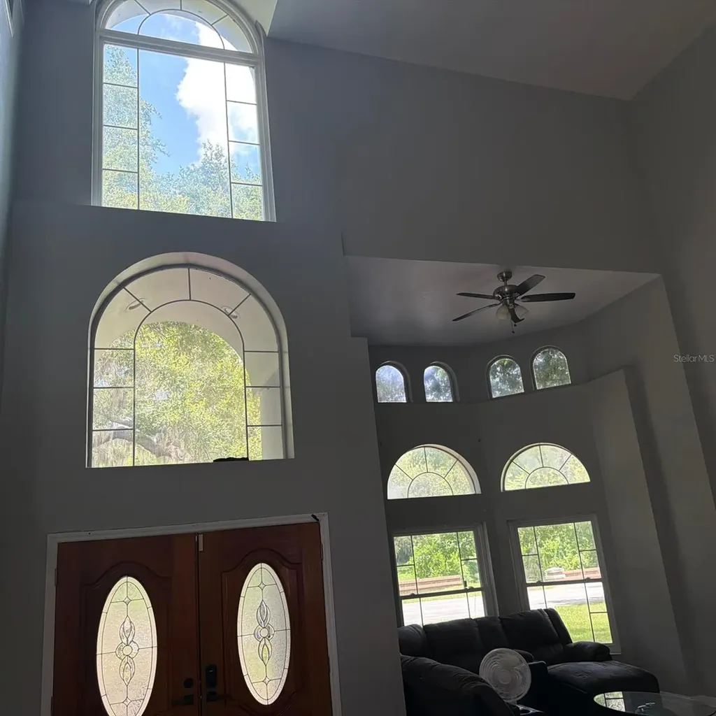 1931 Oak Ridge Court Clearwater FL 33759