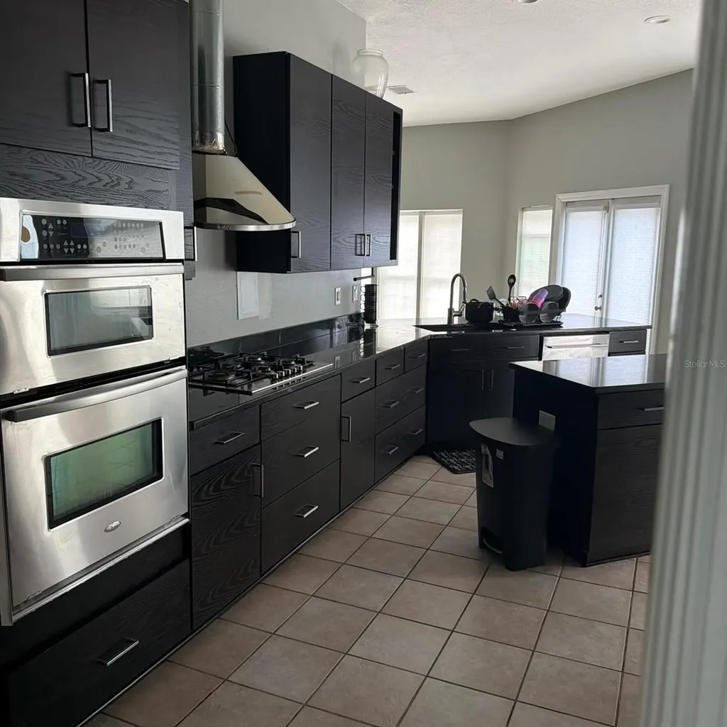 1931 Oak Ridge Court Clearwater FL 33759