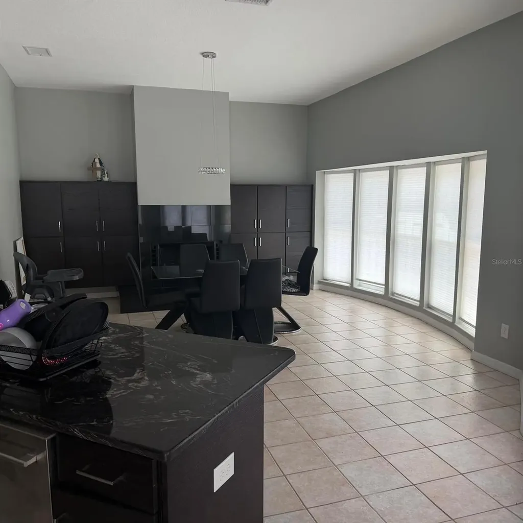 1931 Oak Ridge Court Clearwater FL 33759