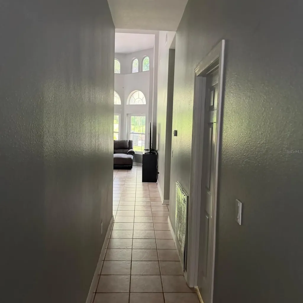 1931 Oak Ridge Court Clearwater FL 33759
