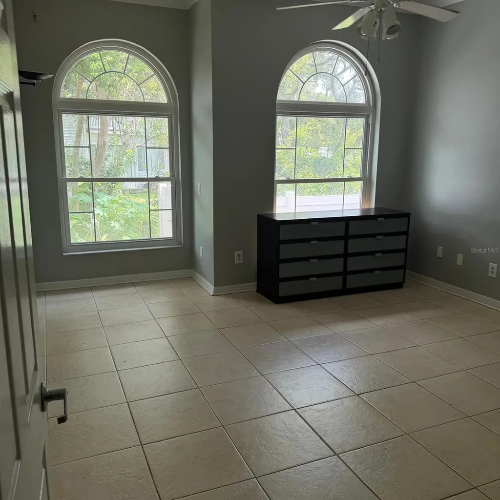 1931 Oak Ridge Court Clearwater FL 33759