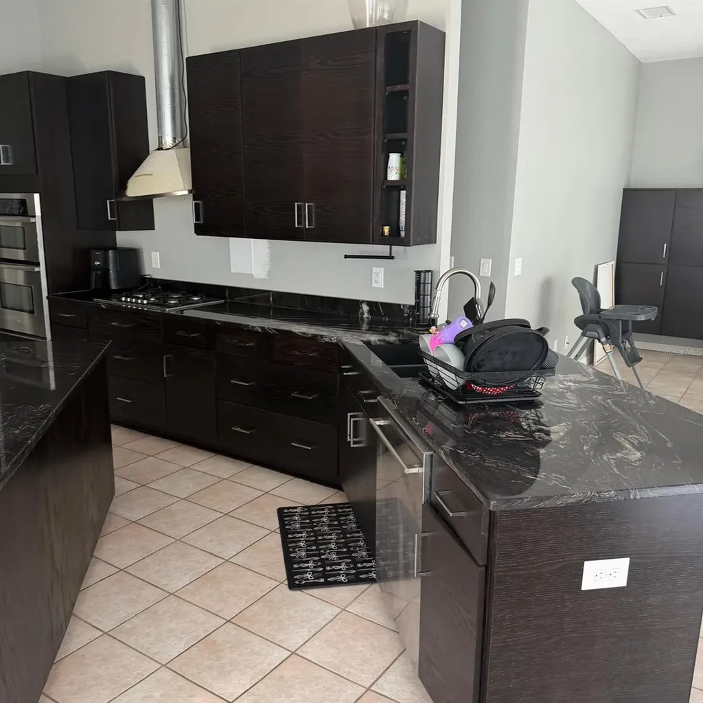1931 Oak Ridge Court Clearwater FL 33759