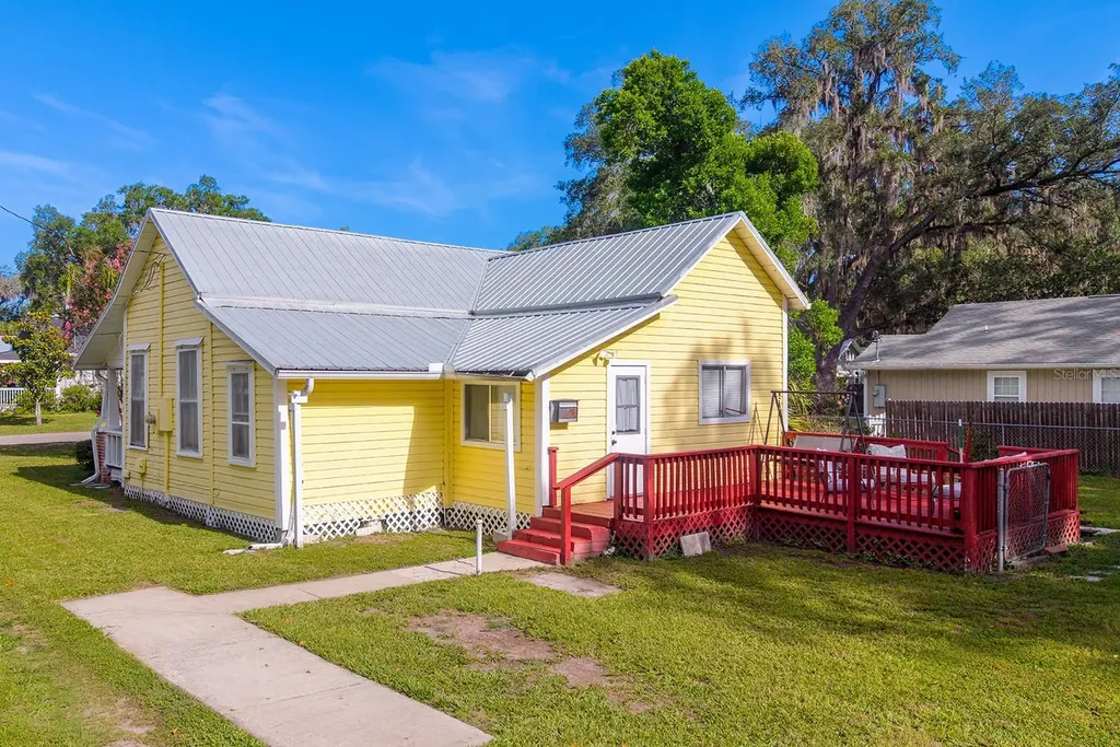 404 NE 2nd Street Trenton FL 32693