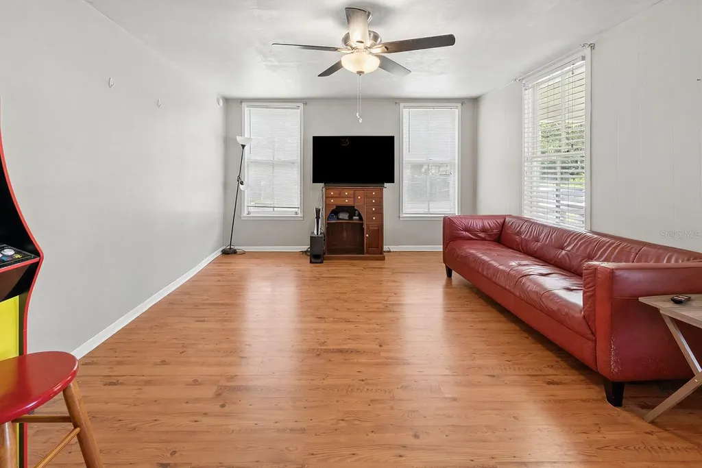 404 NE 2nd Street Trenton FL 32693