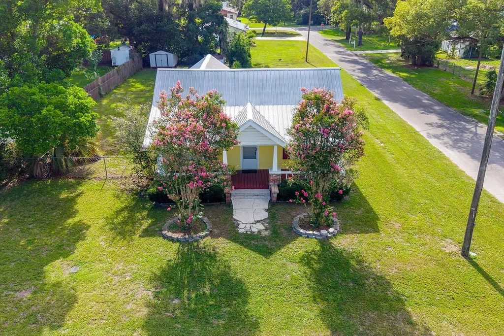 404 NE 2nd Street Trenton FL 32693