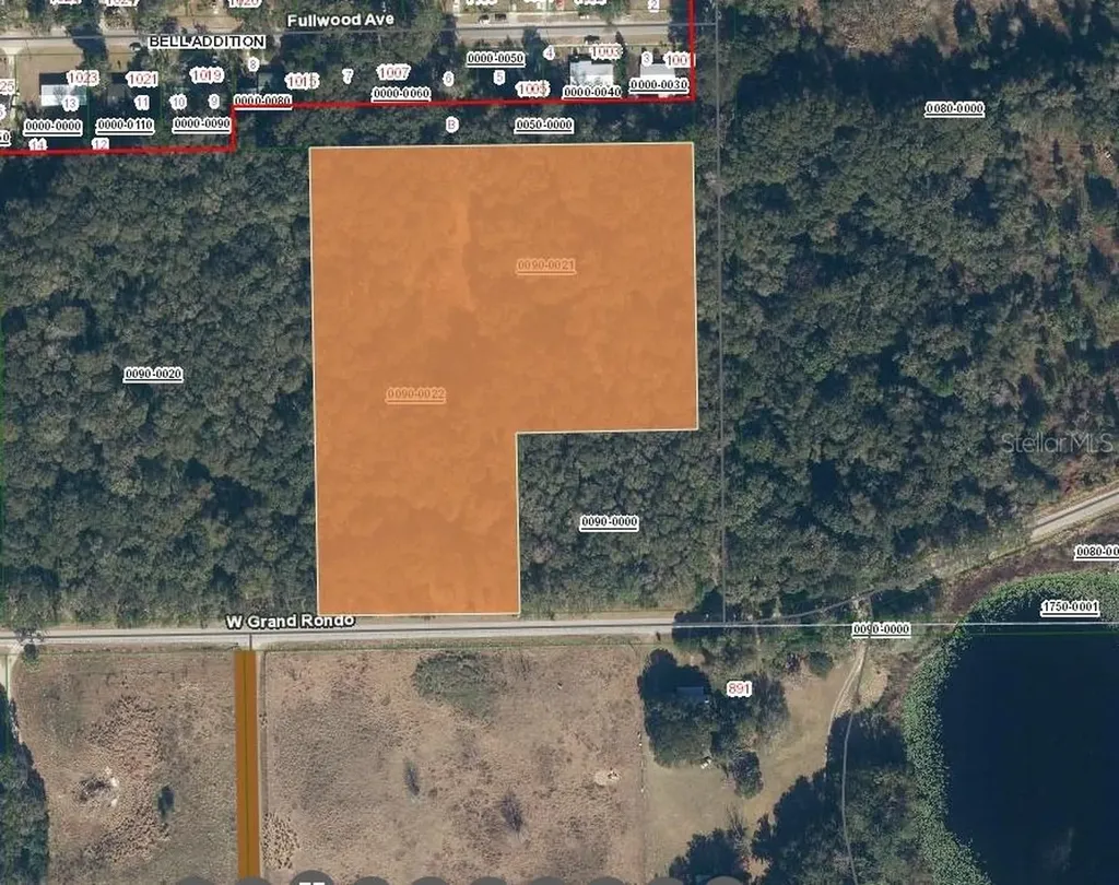 890 Grand Rondo W Crescent City FL 32112