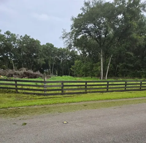 890 Grand Rondo W Crescent City FL 32112