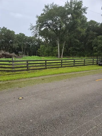 890 Grand Rondo W Crescent City FL 32112
