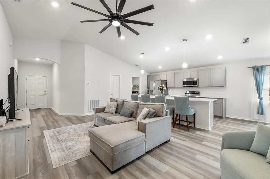 35542 Bellington Boulevard Zephyrhills FL 33541