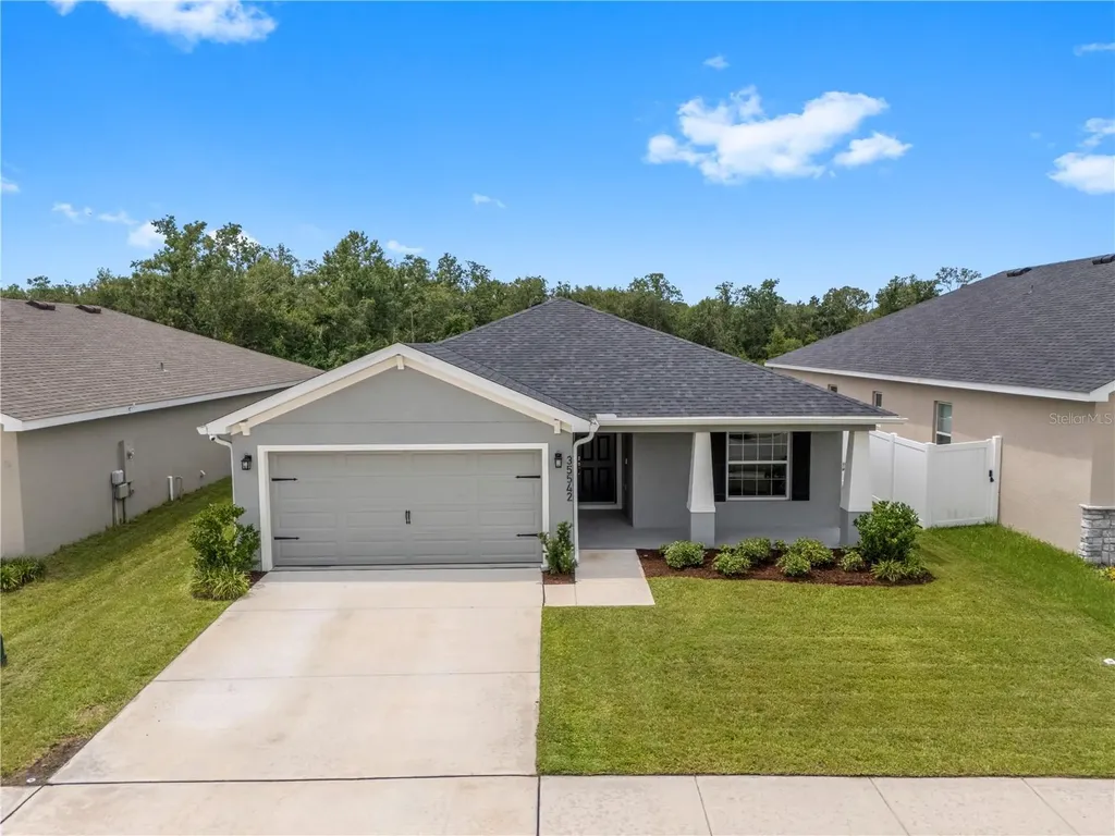 35542 Bellington Boulevard Zephyrhills FL 33541