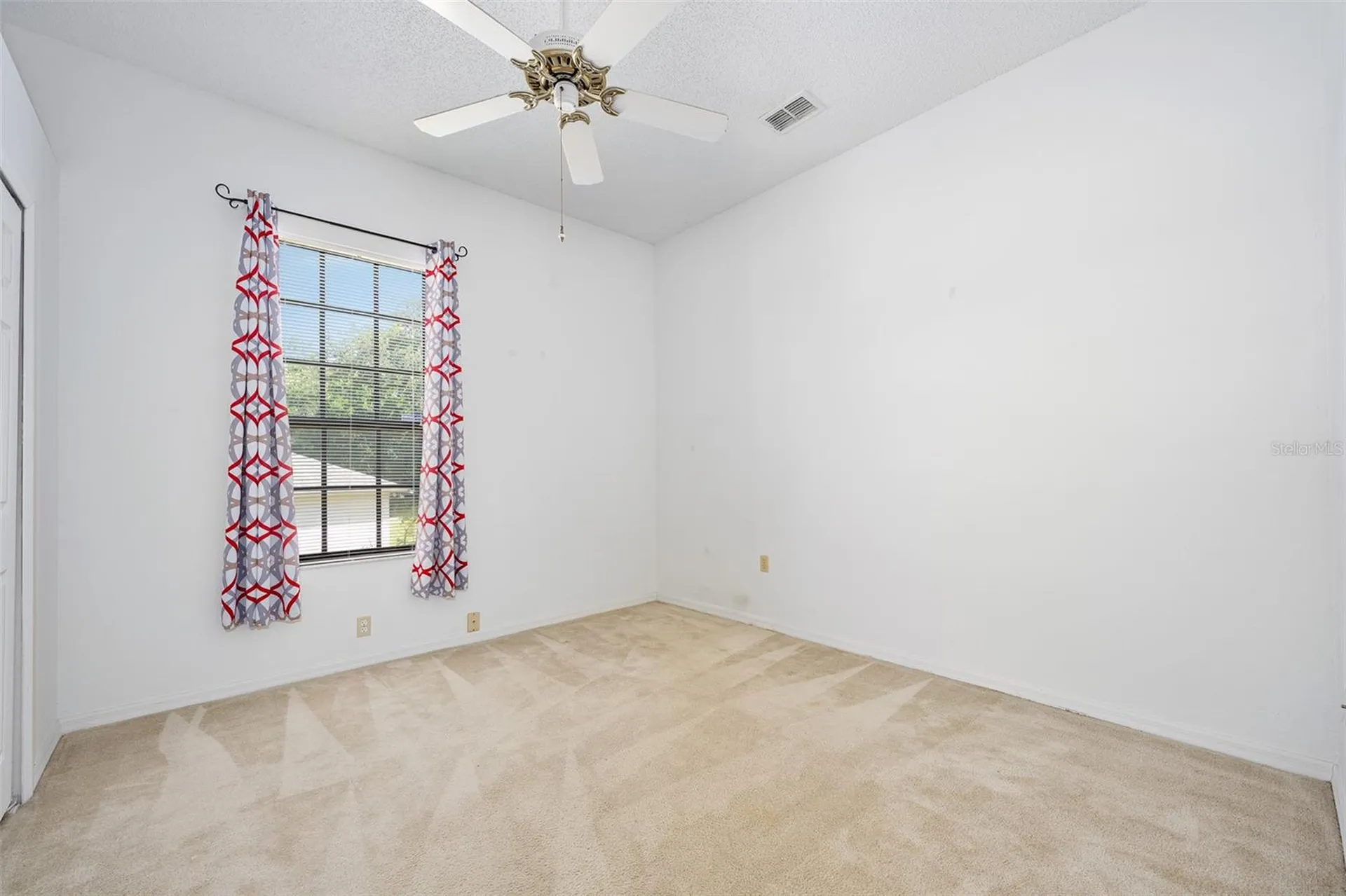 1837 E Glancy Drive Deltona FL 32725