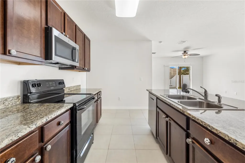 7789 Tuscan Bay Circle Wesley Chapel FL 33545