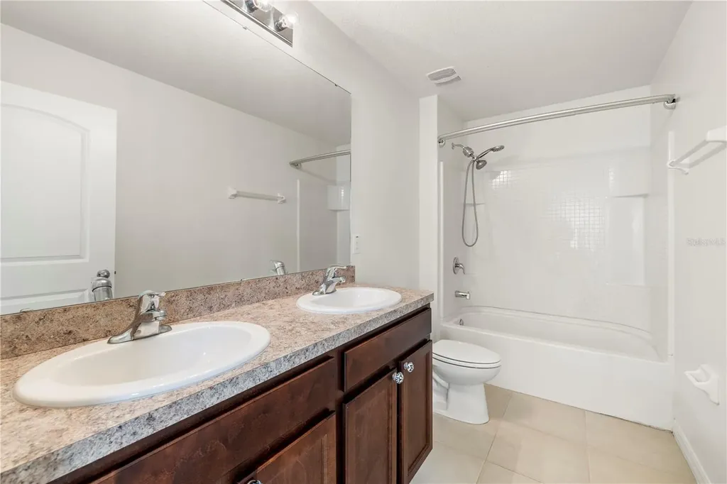 7789 Tuscan Bay Circle Wesley Chapel FL 33545