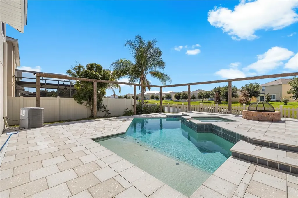 7789 Tuscan Bay Circle Wesley Chapel FL 33545