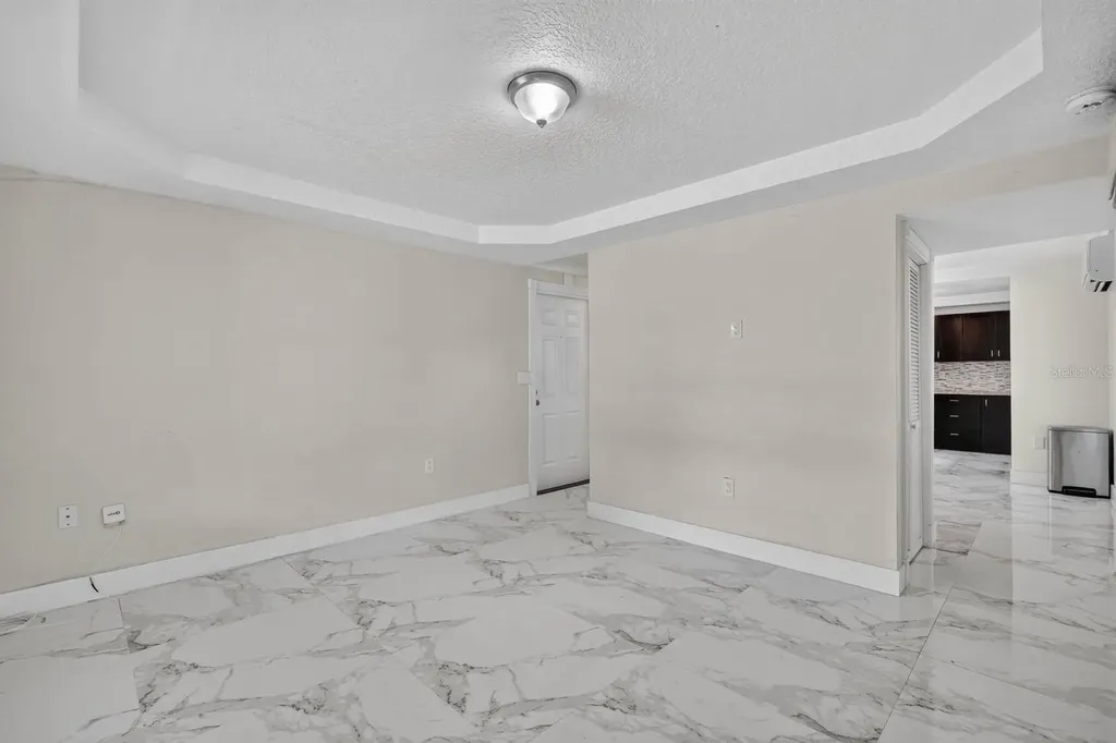 216 N Halifax Avenue Daytona Beach FL 32118