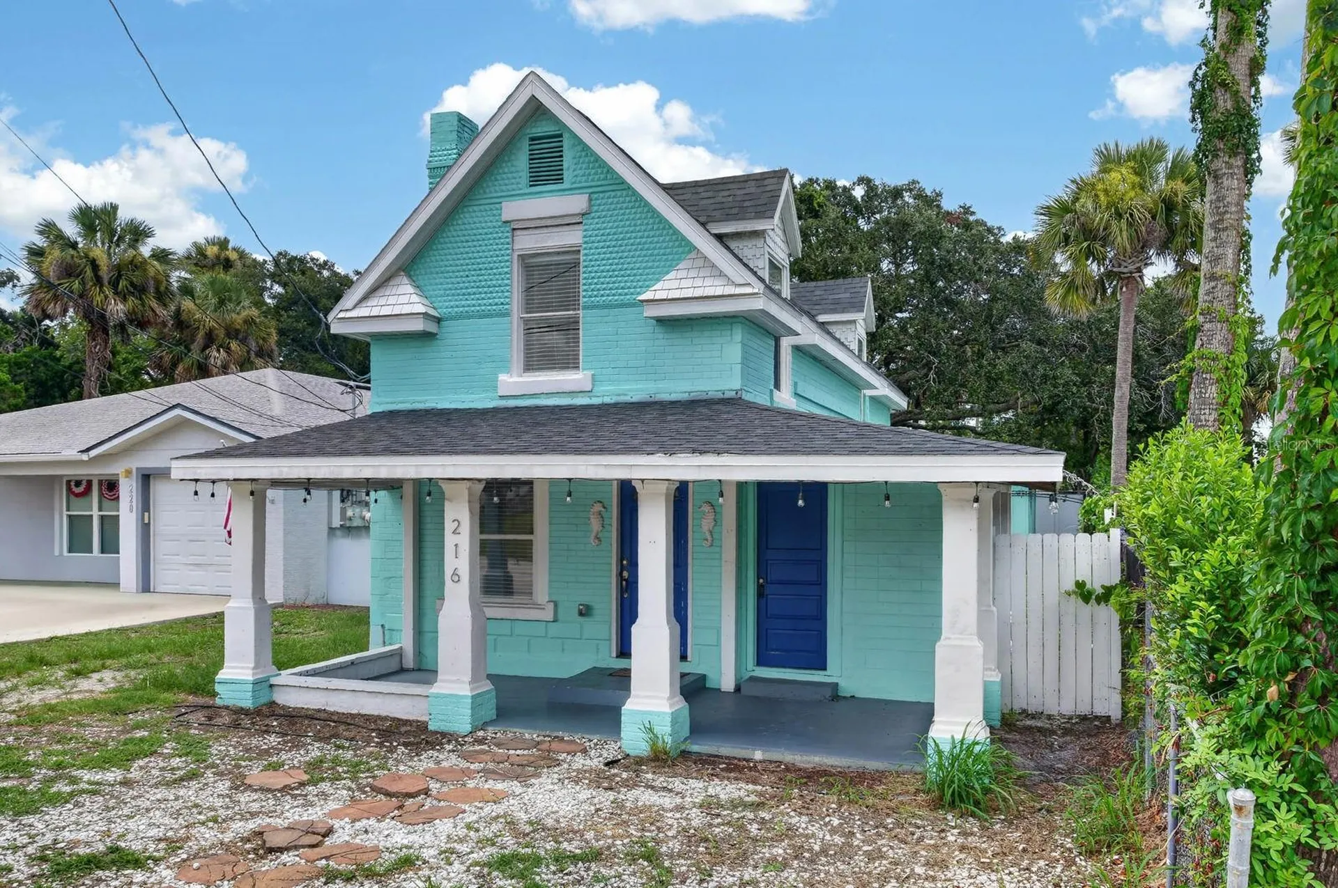 216 N Halifax Avenue Daytona Beach FL 32118